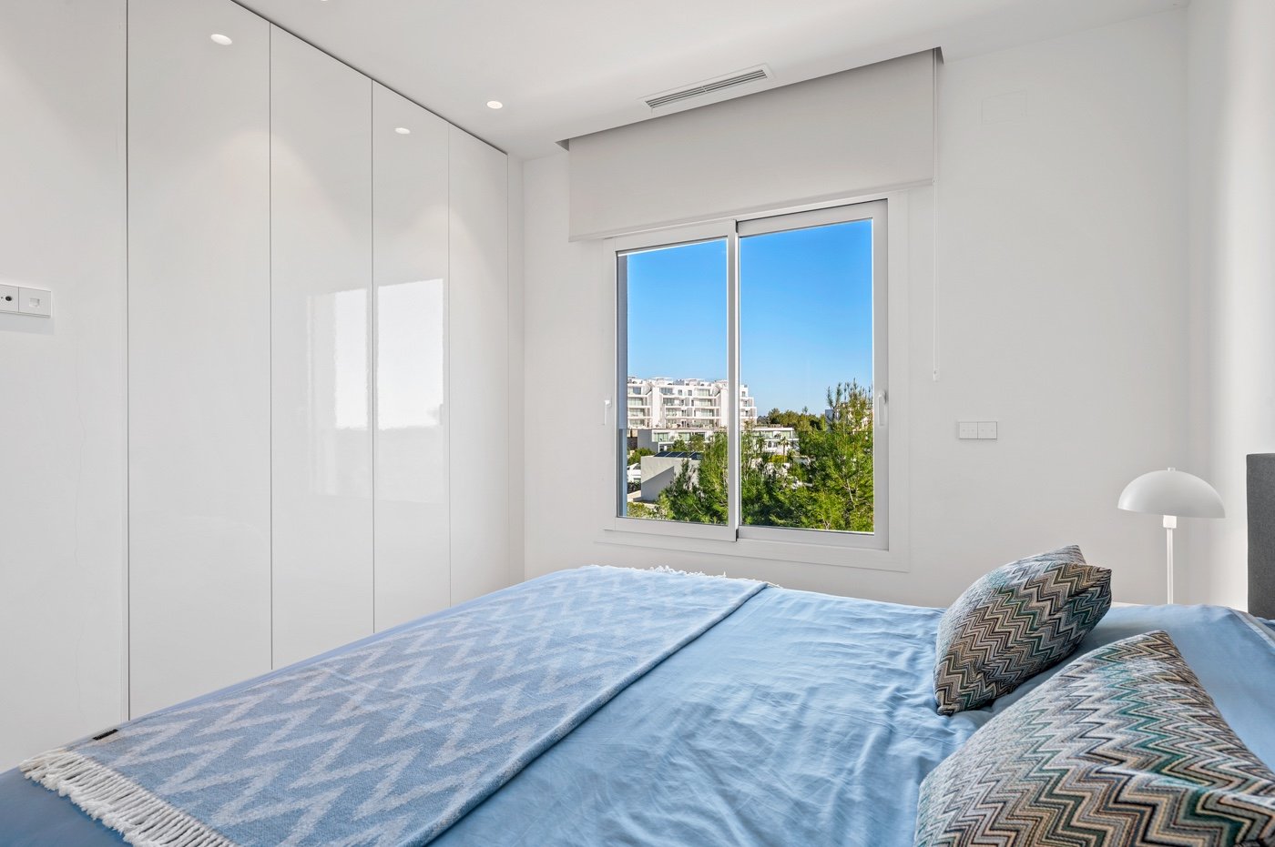 o_1jhdkq7p7154scg11bt615v9gja34