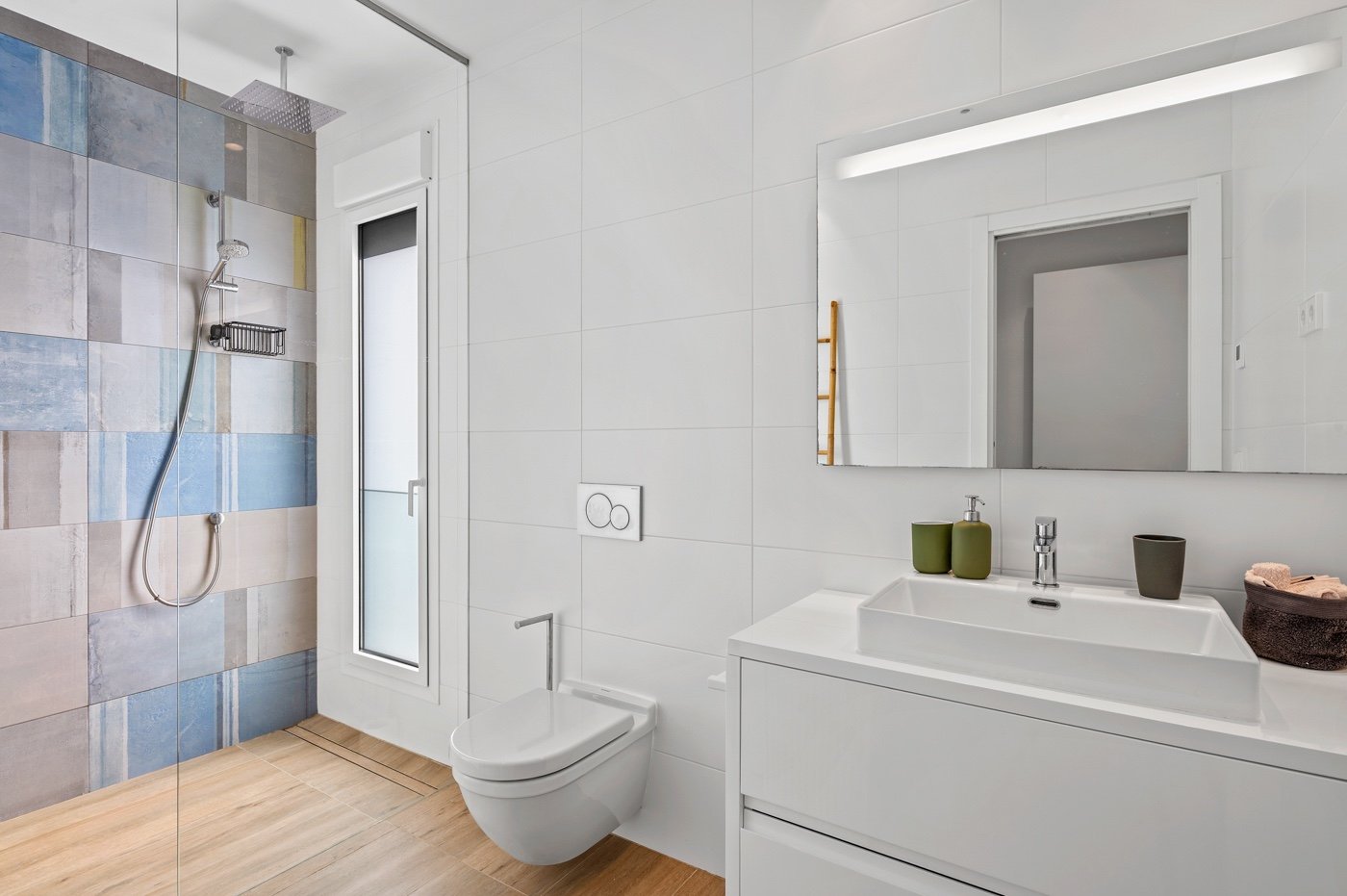 o_1jhdkq7p7h5e1kq31lsj1hpp44q2t