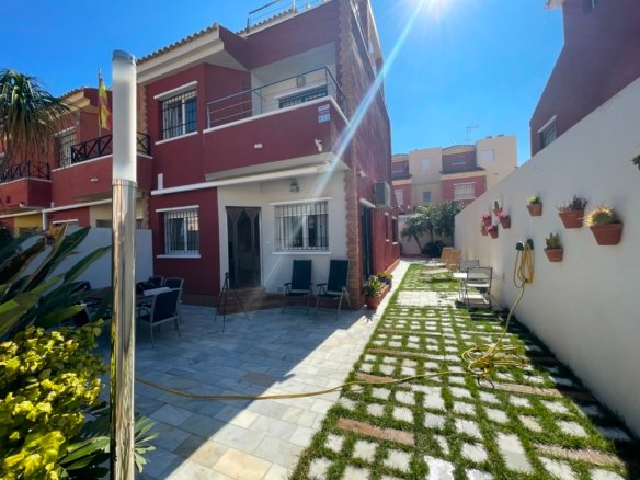 Town House for sale in Torre de La Horadada