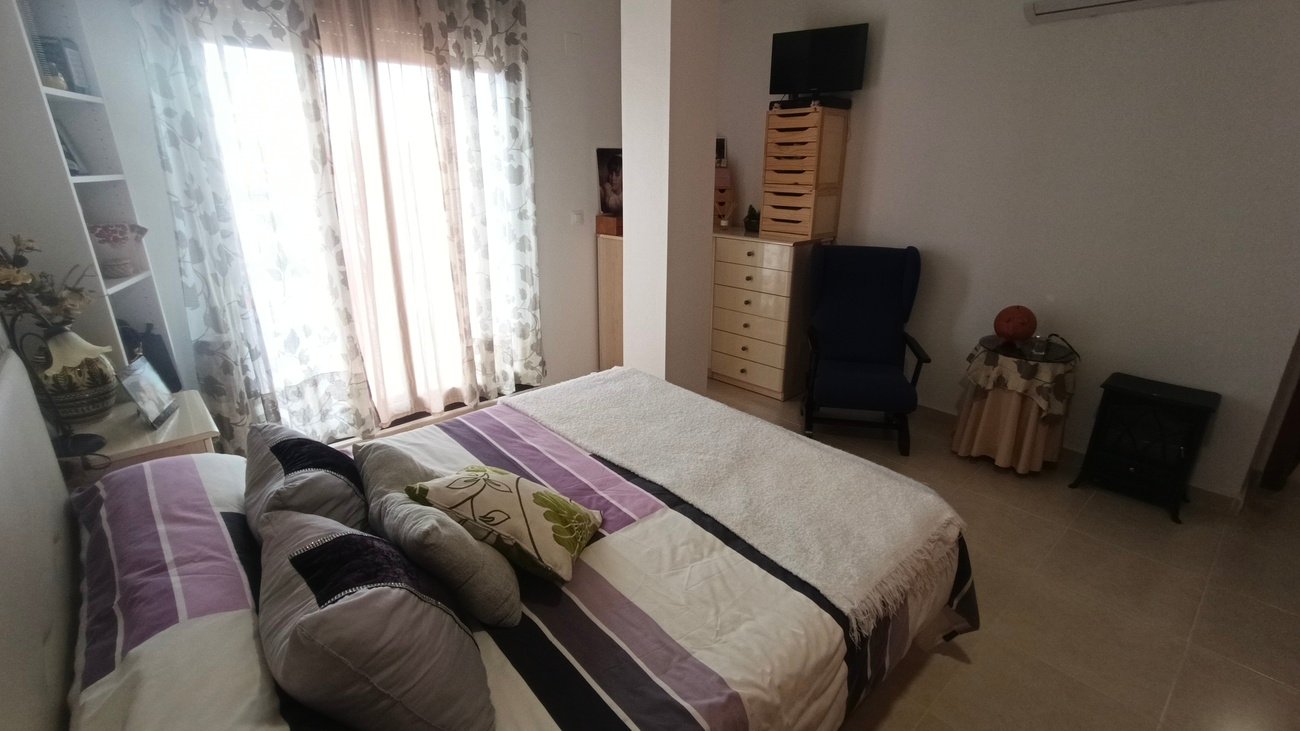 penthouse-sucina-mgh1906-23