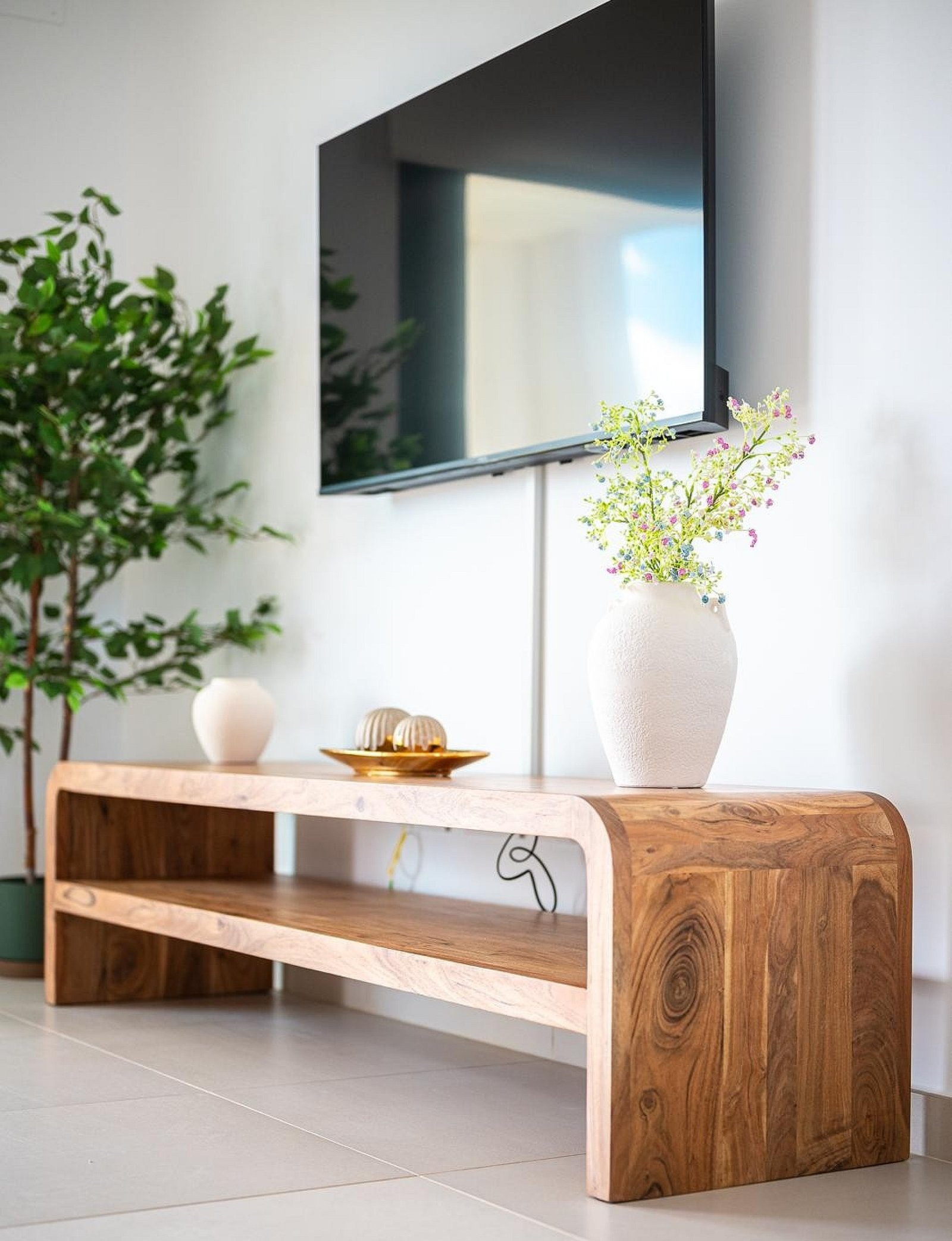 w_img-20251111-wa0051