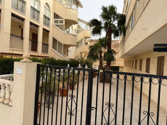 Apartment for sale in Orihuela Costa