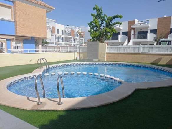 Town House for sale in Pilar de La Horadada