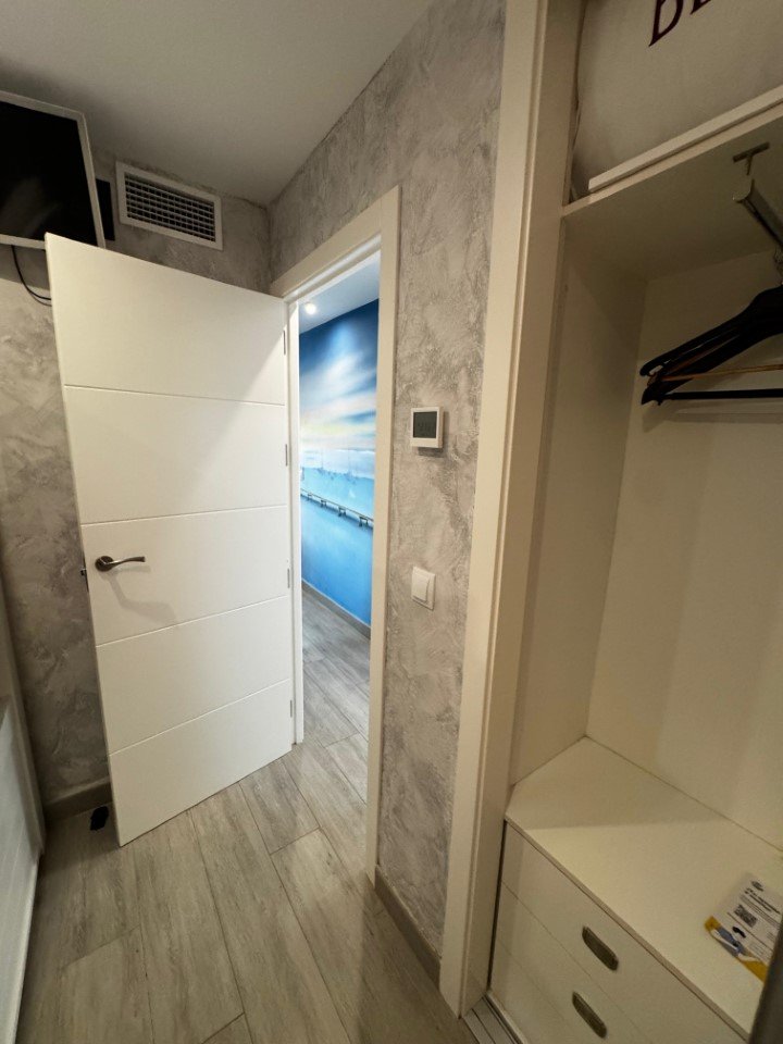 2d3a5734-7ebd-4073-bc84-c4e79775d1ba