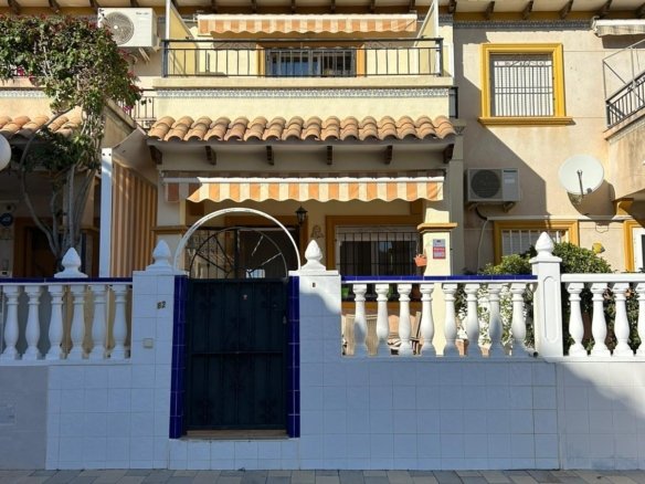 Duplex for sale in Orihuela Costa