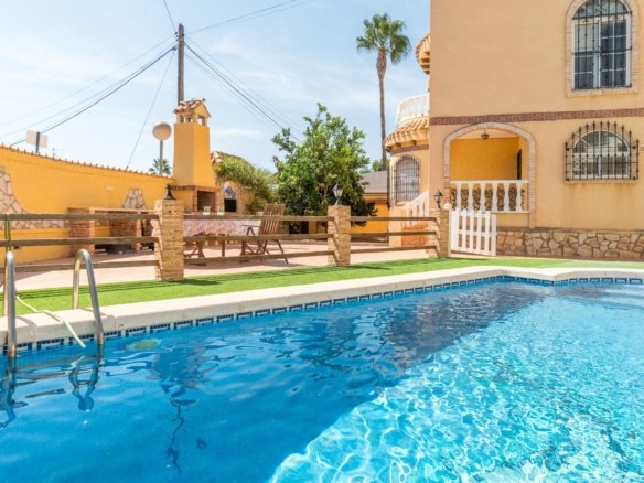 Town House for sale in Orihuela Costa