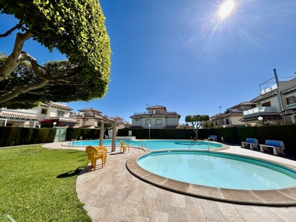 Apartment for sale in Punta Prima