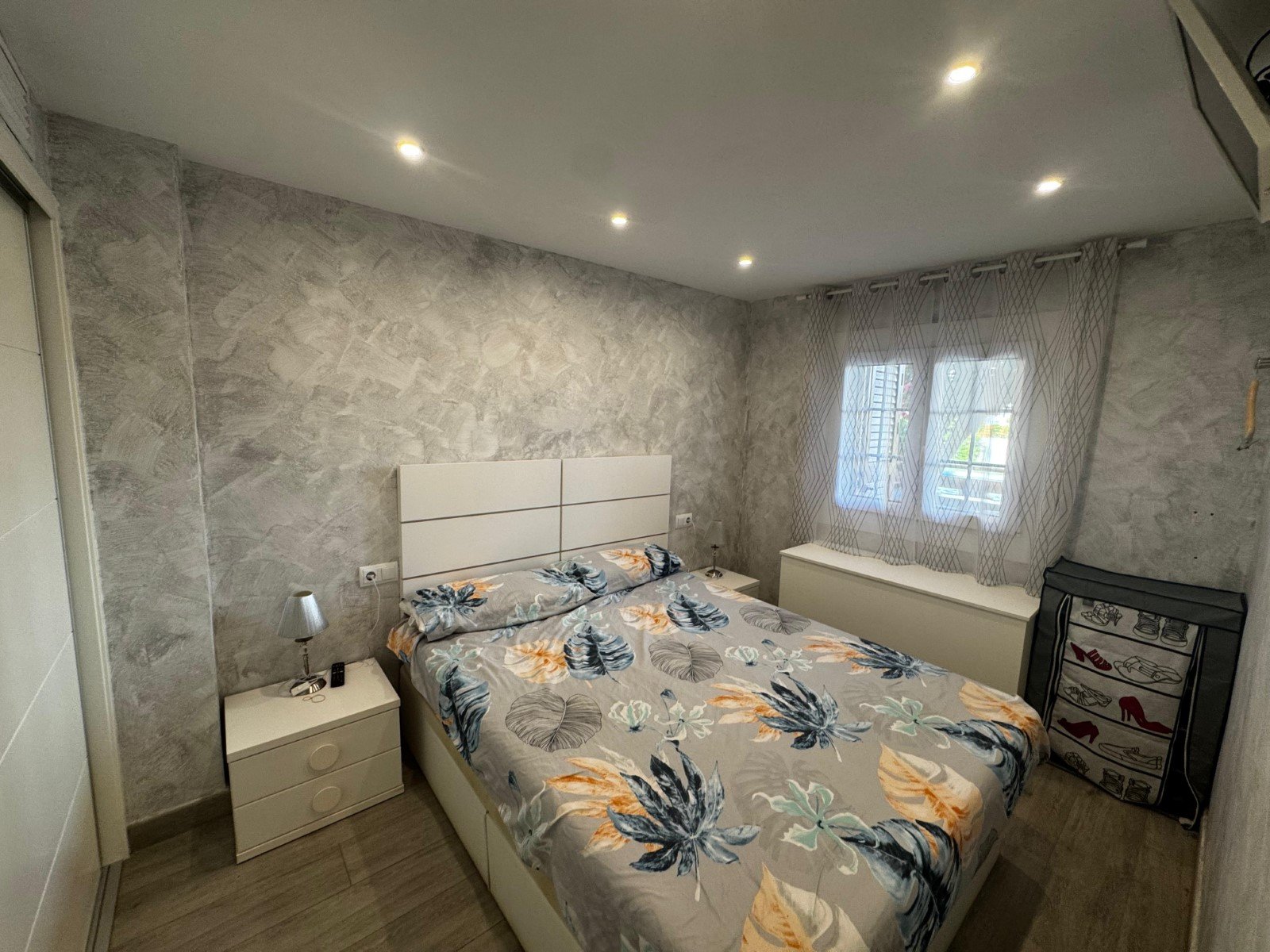 c60a049a-76ef-475d-9c37-e7764763ec08