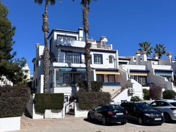 Penthouse for sale in Orihuela Costa