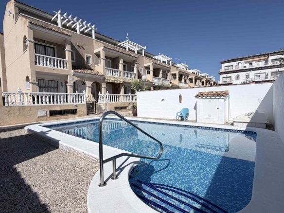 Town House for sale in Orihuela Costa