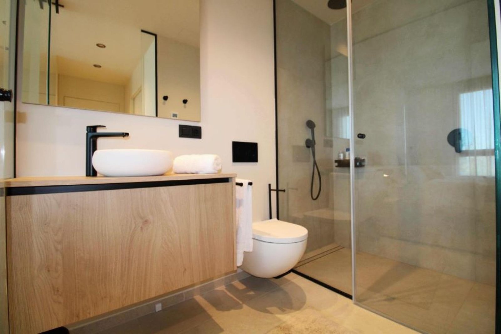 g_h26qk5nymy4iekpwbgmf