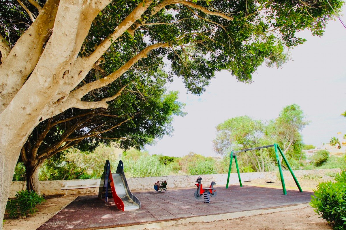 o_1jgf28vj7l47h461om51grgacs2m