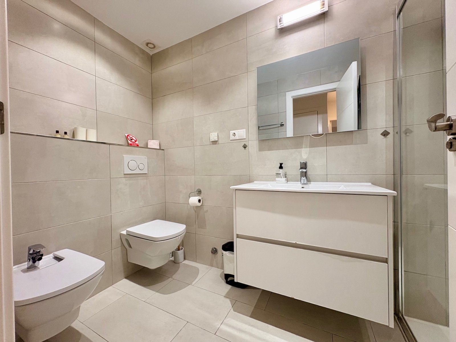 o_1jgf28vj8c5f1to1ieah8f6ia3c