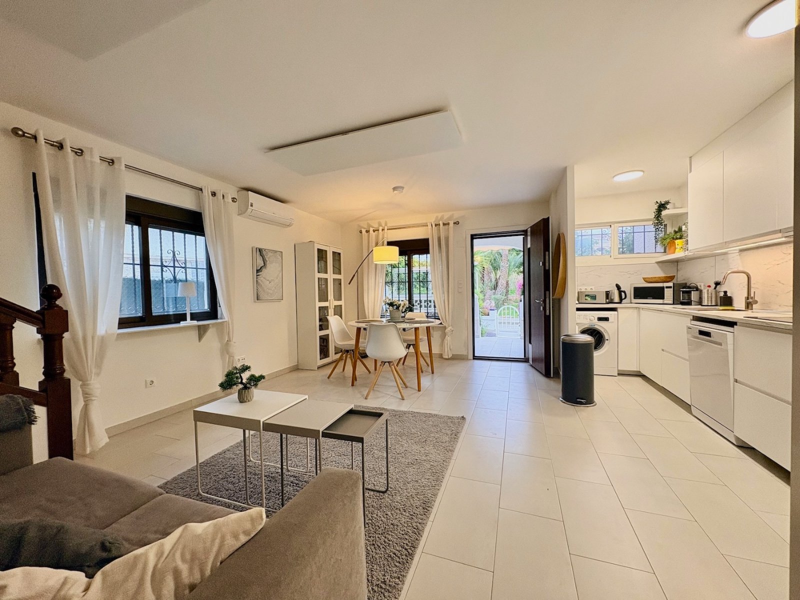 o_1jgf28vj8pu51gmb1is913id82a3i Alicante – Sunrise Dream Properties