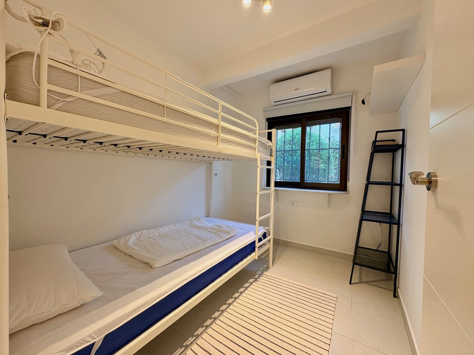 o_1jgf28vj8qrp1v9nlgb16en8v63a