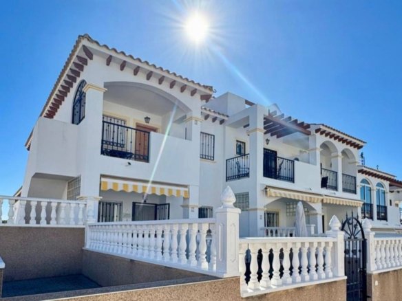 Bungalow for sale in Orihuela Costa