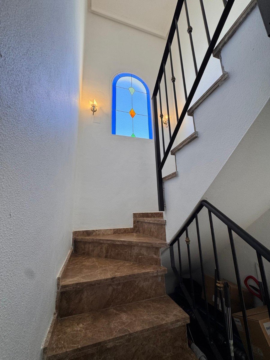 o_1jjjhjjei1261bmr1en74scdoj46