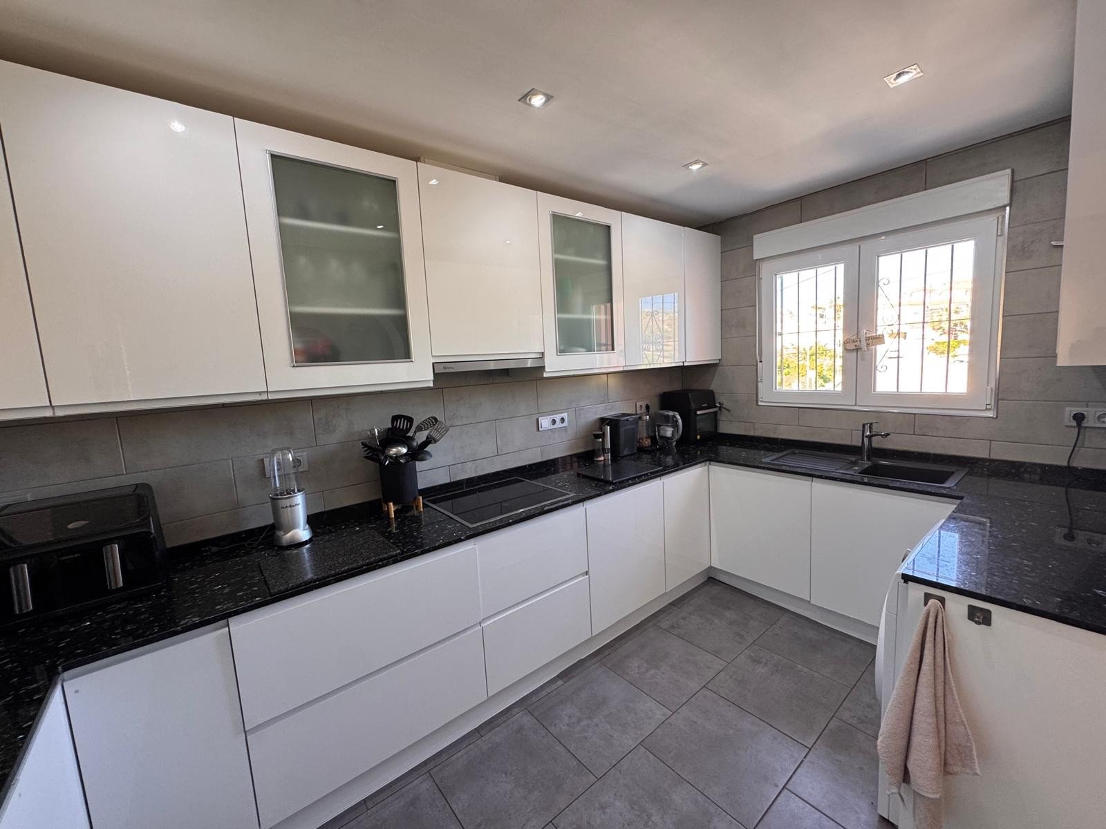 o_1jjjhjjei16851juv1m3c1fvo1nlh33