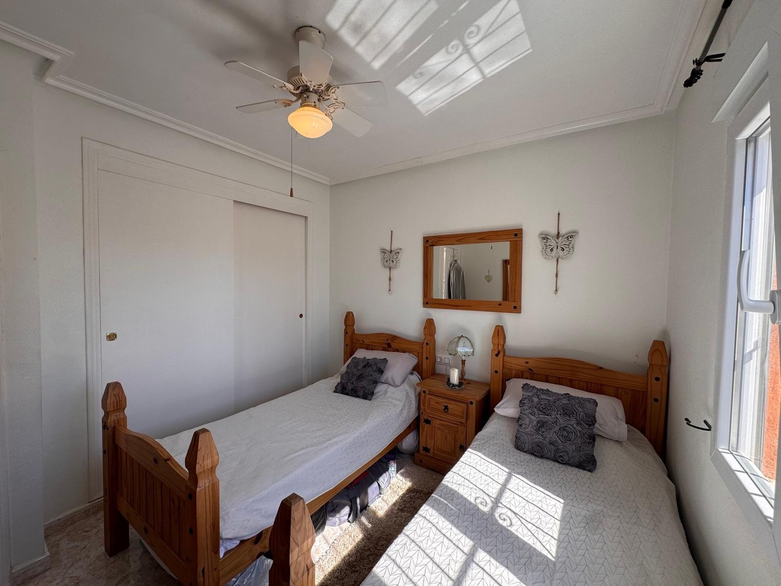 o_1jjjhjjei8mb3c212fgno12553k