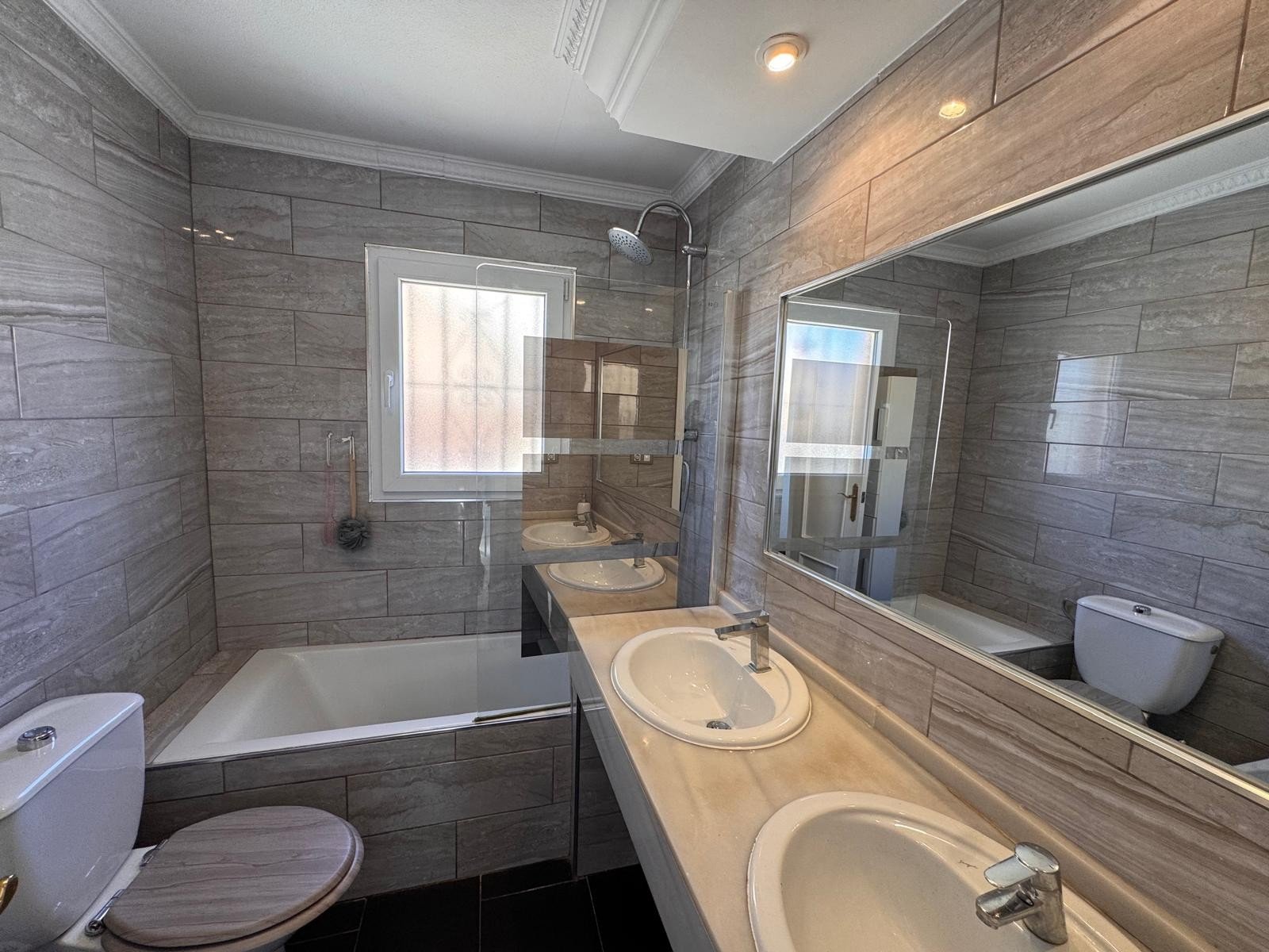 o_1jjjhjjeilbtc24vdr18qfhdk3e