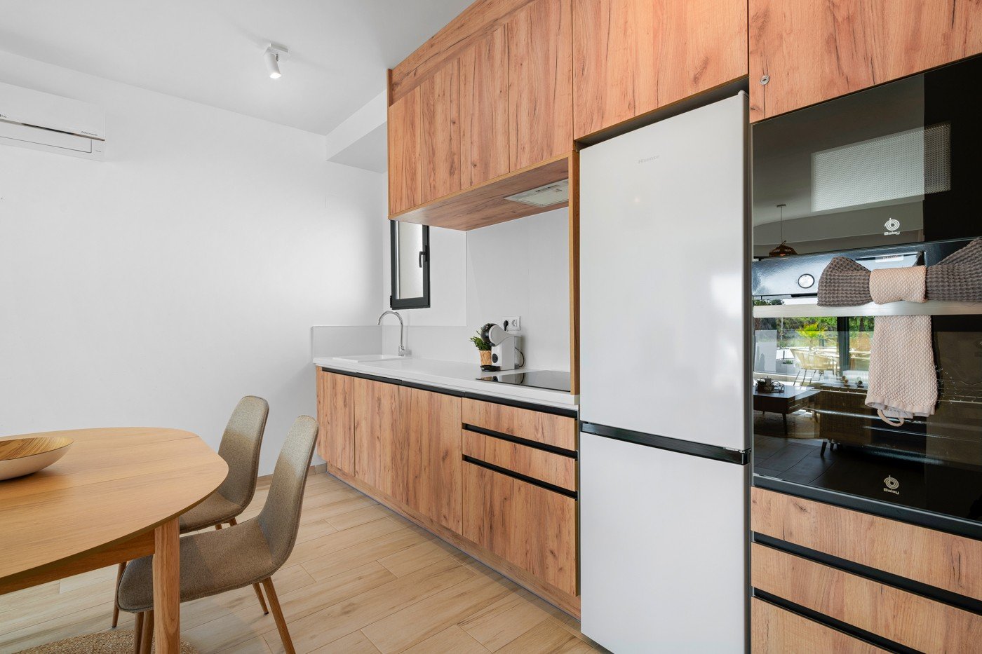 o_1jk0nh1474ok605d8num66d3f