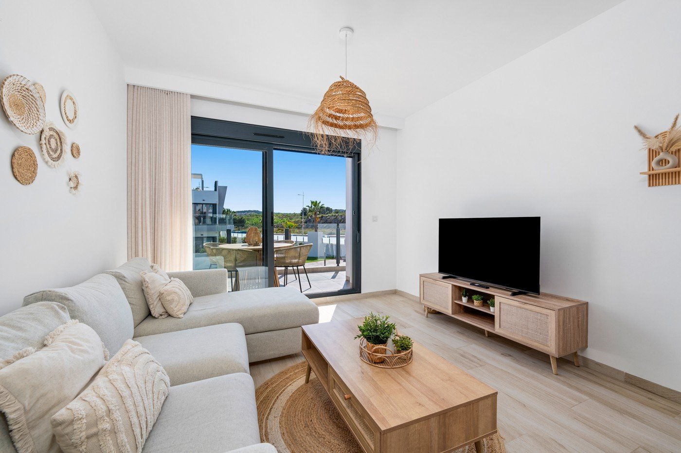 o_1jk0nh147qg41nufm5810v819fp3h Alicante – Sunrise Dream Properties