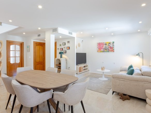 Villa for sale in Pilar de La Horadada