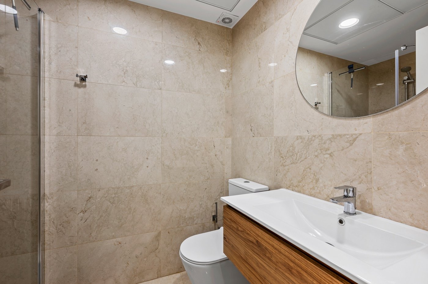 o_1jkdro9ukr7k7hhm8nt0t4qn3b