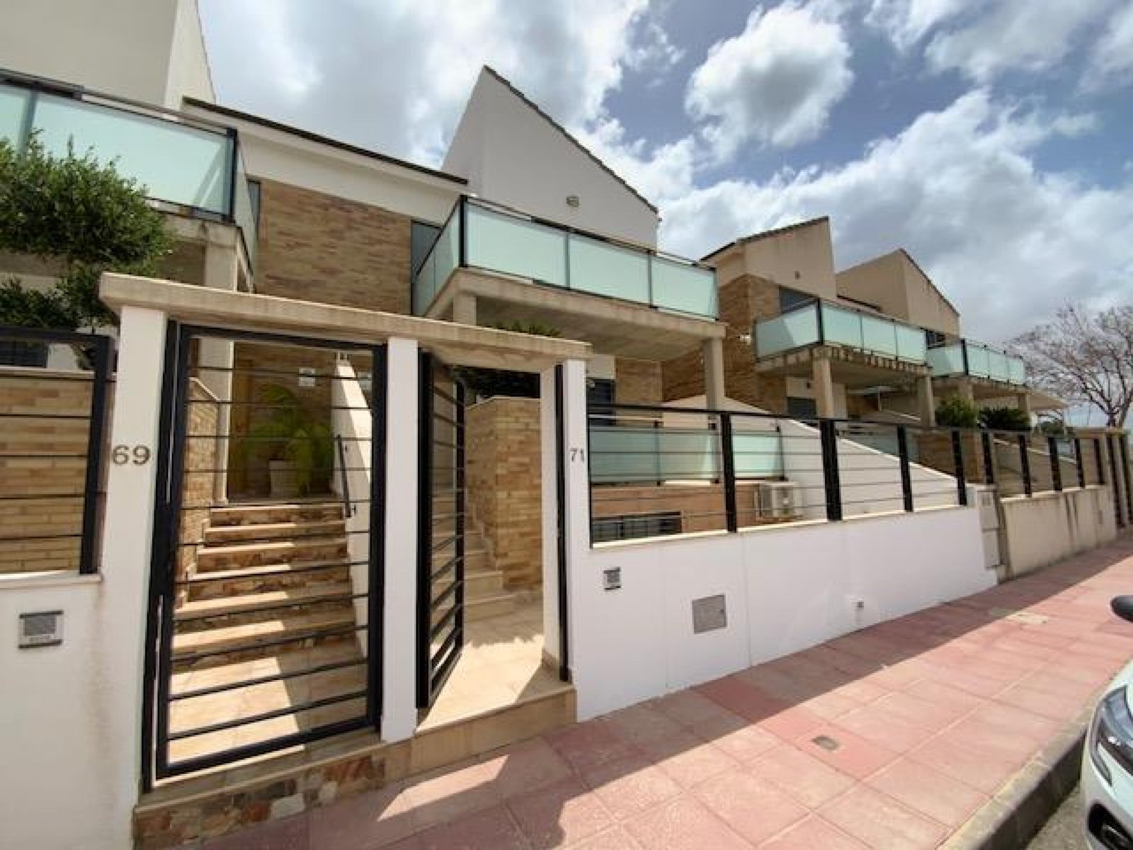 property_attachment_1pul54gwef_20260311122732