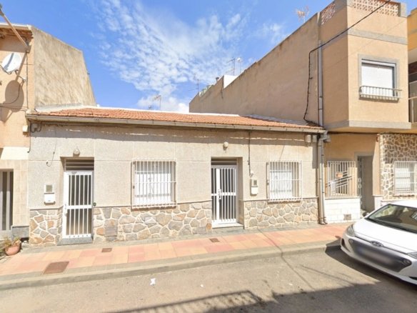 Town House for sale in Los Alcazares