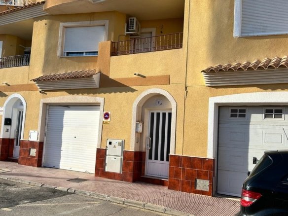 Town House for sale in Los Alcazares