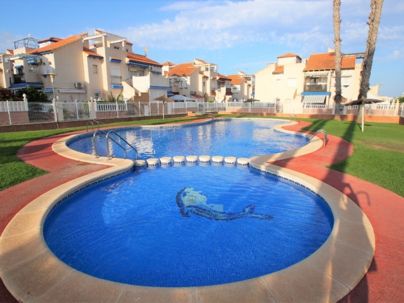 Bungalow for sale in Orihuela Costa