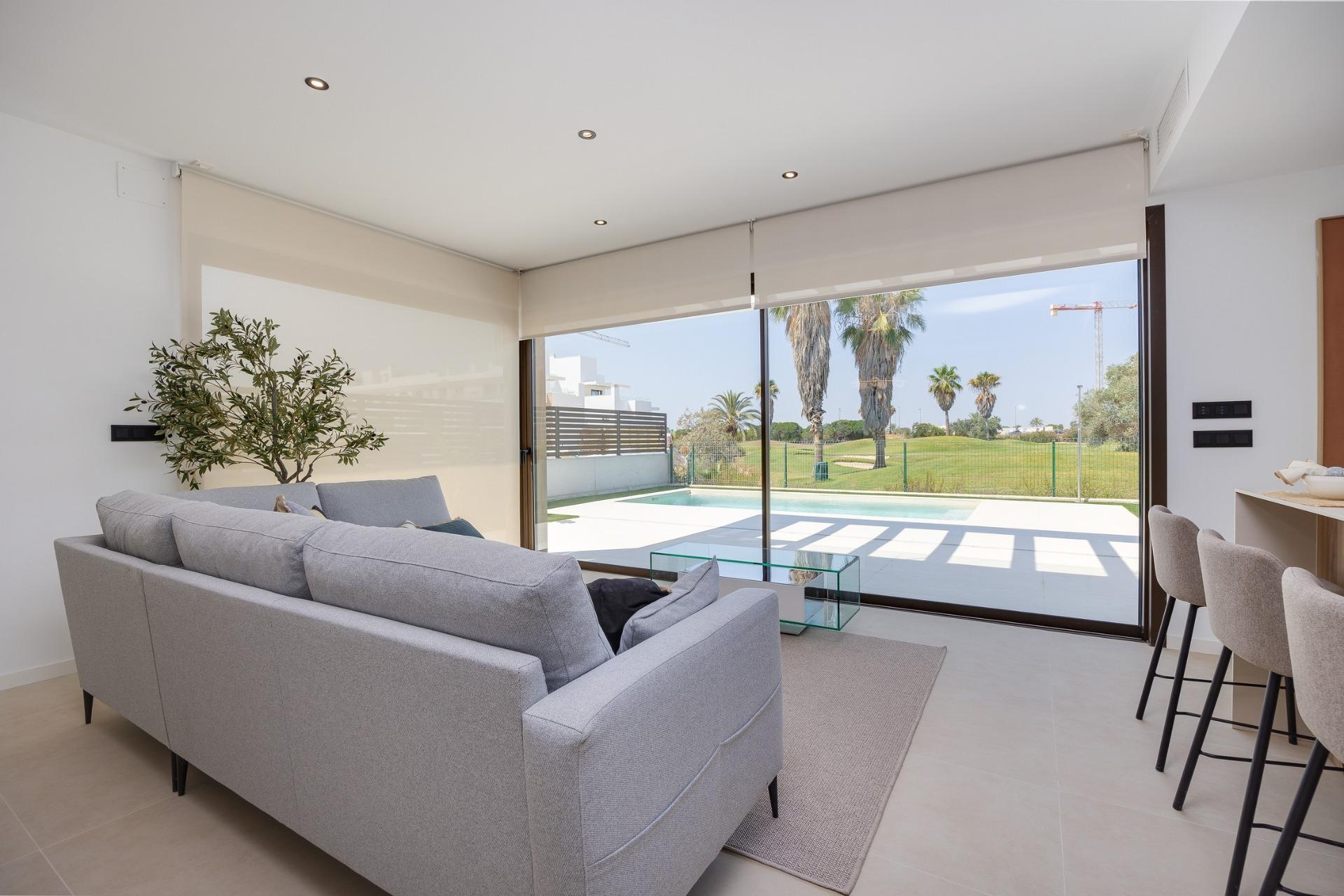 19-10 Villa in Los Alcazares, Murcia