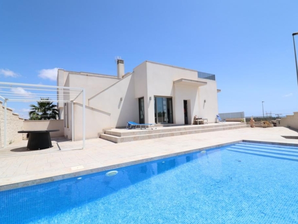 Villa for sale in San Miguel de Salinas
