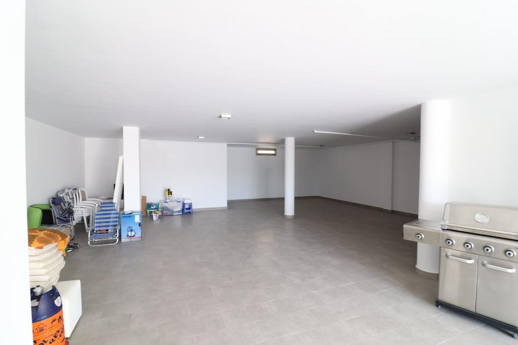 2-18 Villa in San Miguel de Salinas, Alicante