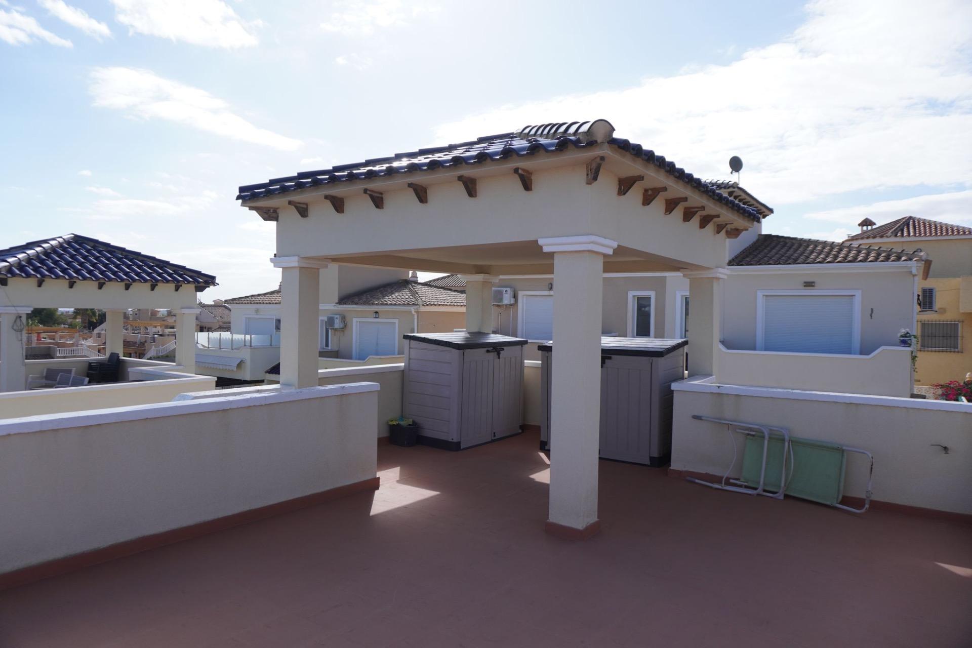 2-6 Villa in San Miguel de Salinas, Alicante