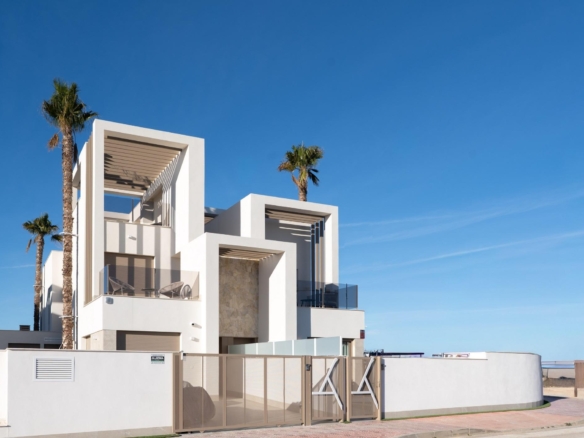 Quad House for sale in Los Alcazares