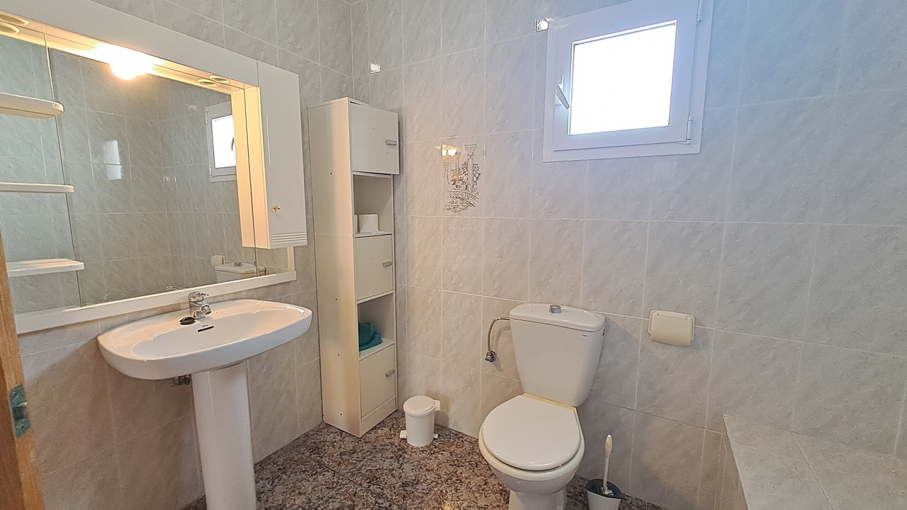 20230710_174334_xlarge Villa in Villamartin, Alicante