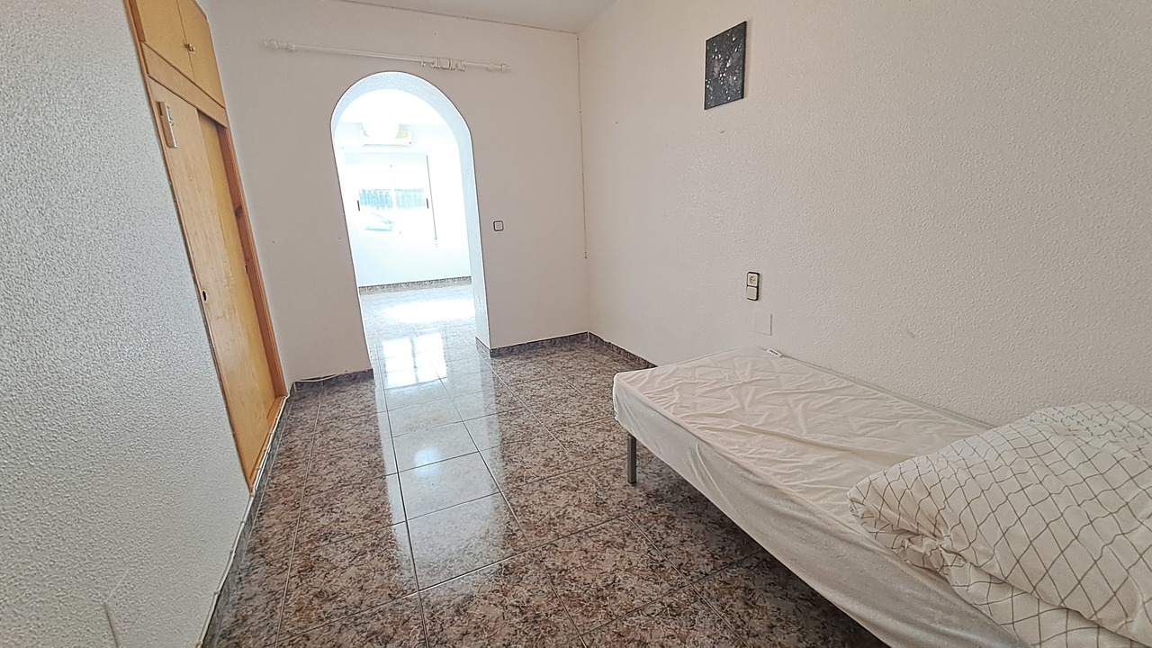 20230710_174342_xlarge Villa in Villamartin, Alicante