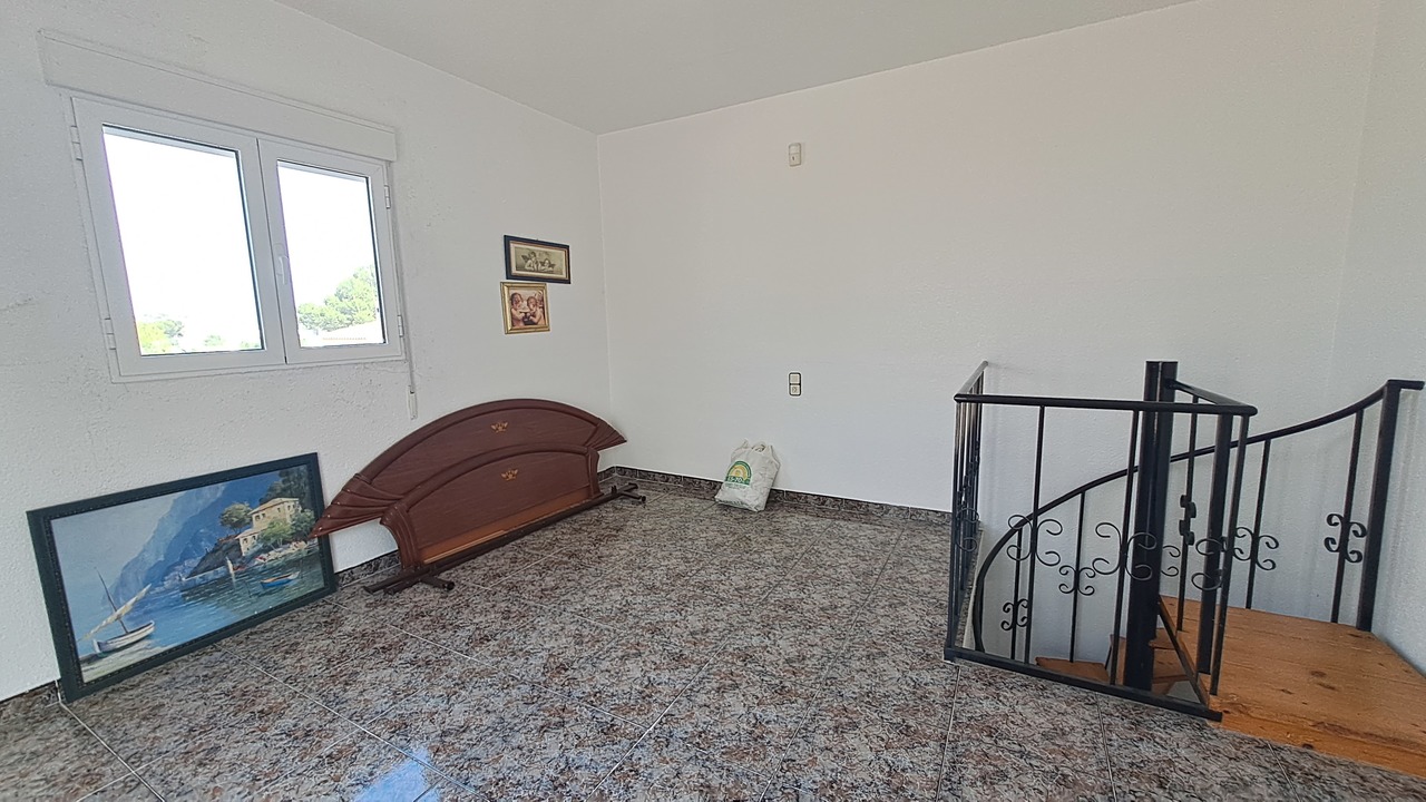 20230710_174522_xlarge Villa in Villamartin, Alicante