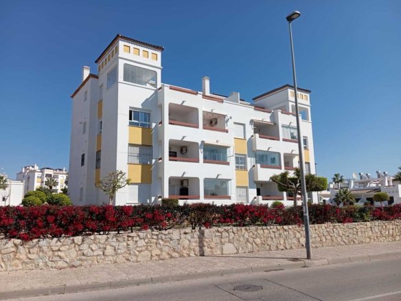 Apartment for sale in Villamartin