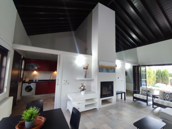 Villa for sale in Peraleja Golf