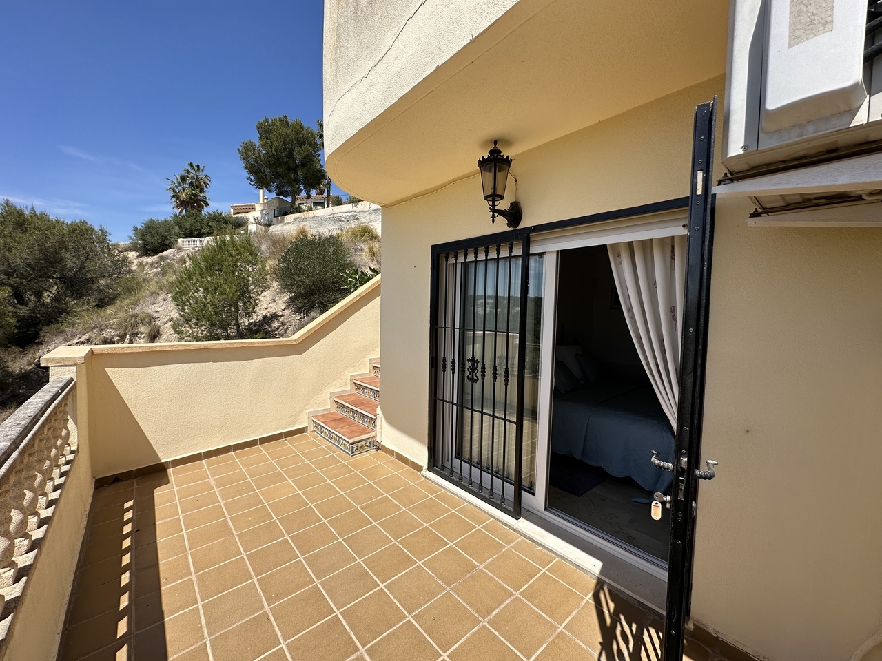 51E5A06C-599A-4FF7-9230-35EB281B9B6B_xlarge Villa in Villamartin, Alicante