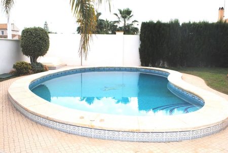 5802_tn_DSC_0060-850x570_large Villa in La Zenia, Alicante
