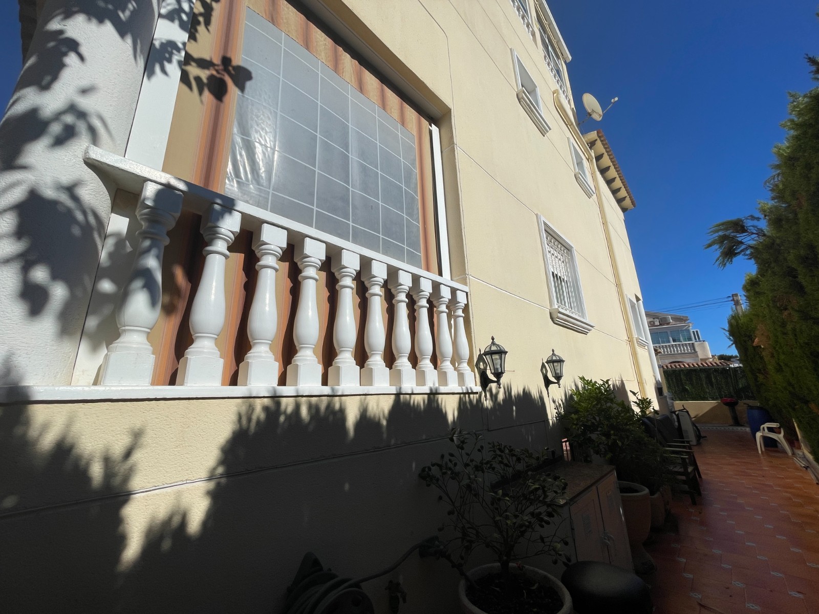 598809_694127cc58b3e Villa in Guardamar del Segura, Alicante