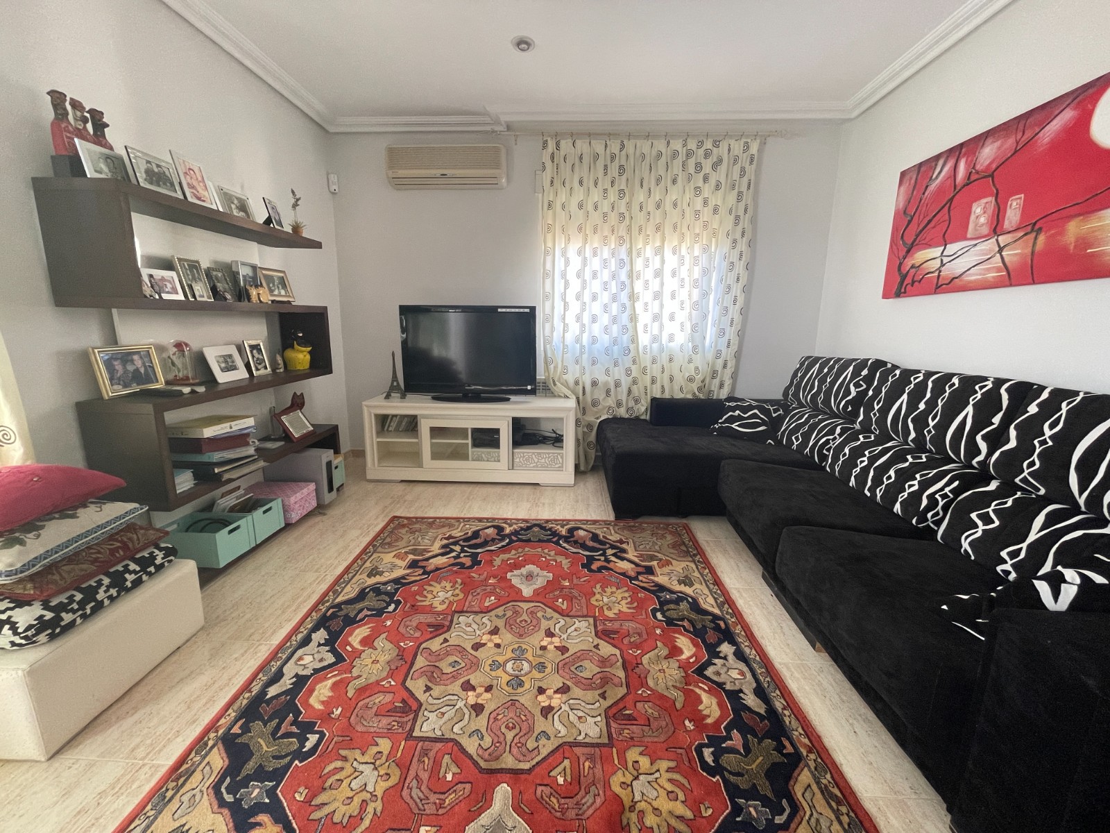 598833_694127cb978de Villa in Guardamar del Segura, Alicante