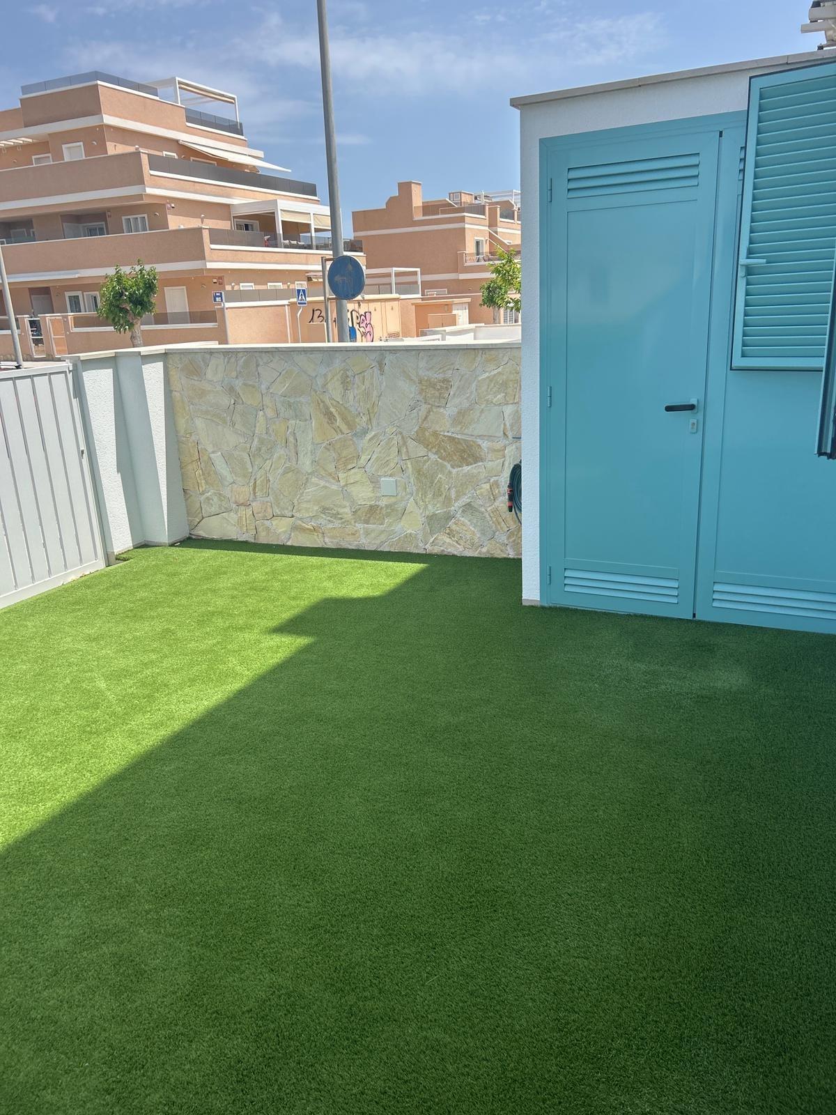 6-20 Bungalow in Pilar de La Horadada, Alicante