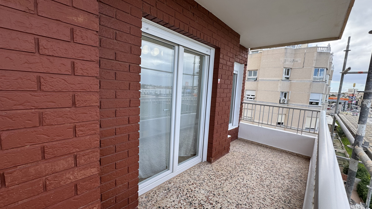 600D8421-B58F-47F4-B2AD-88A25B6E6B6E_xlarge Penthouse in Punta Prima, Alicante