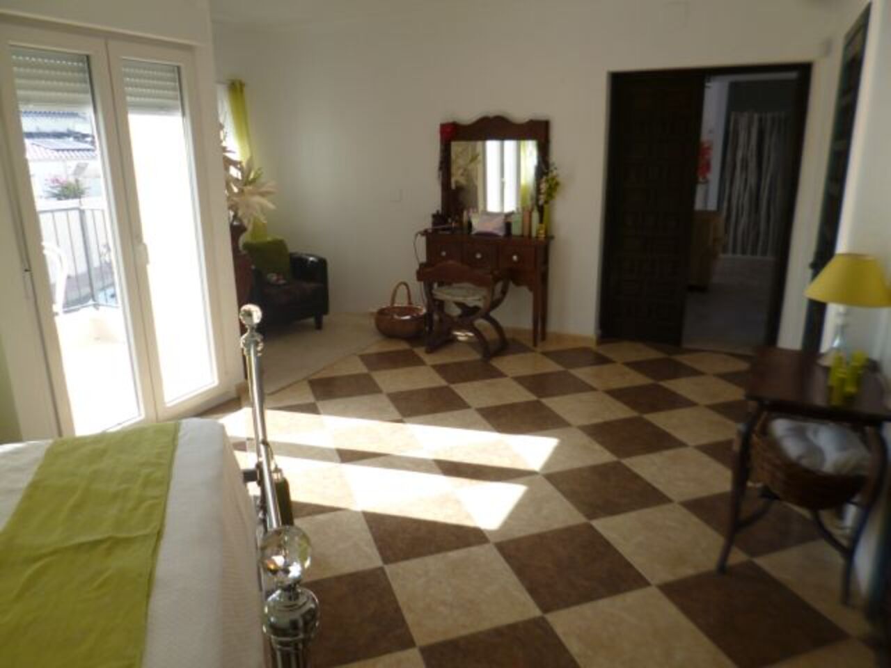 6935-villa-for-sale-in-villamartin-3409978-large Villa in Villamartin, Alicante