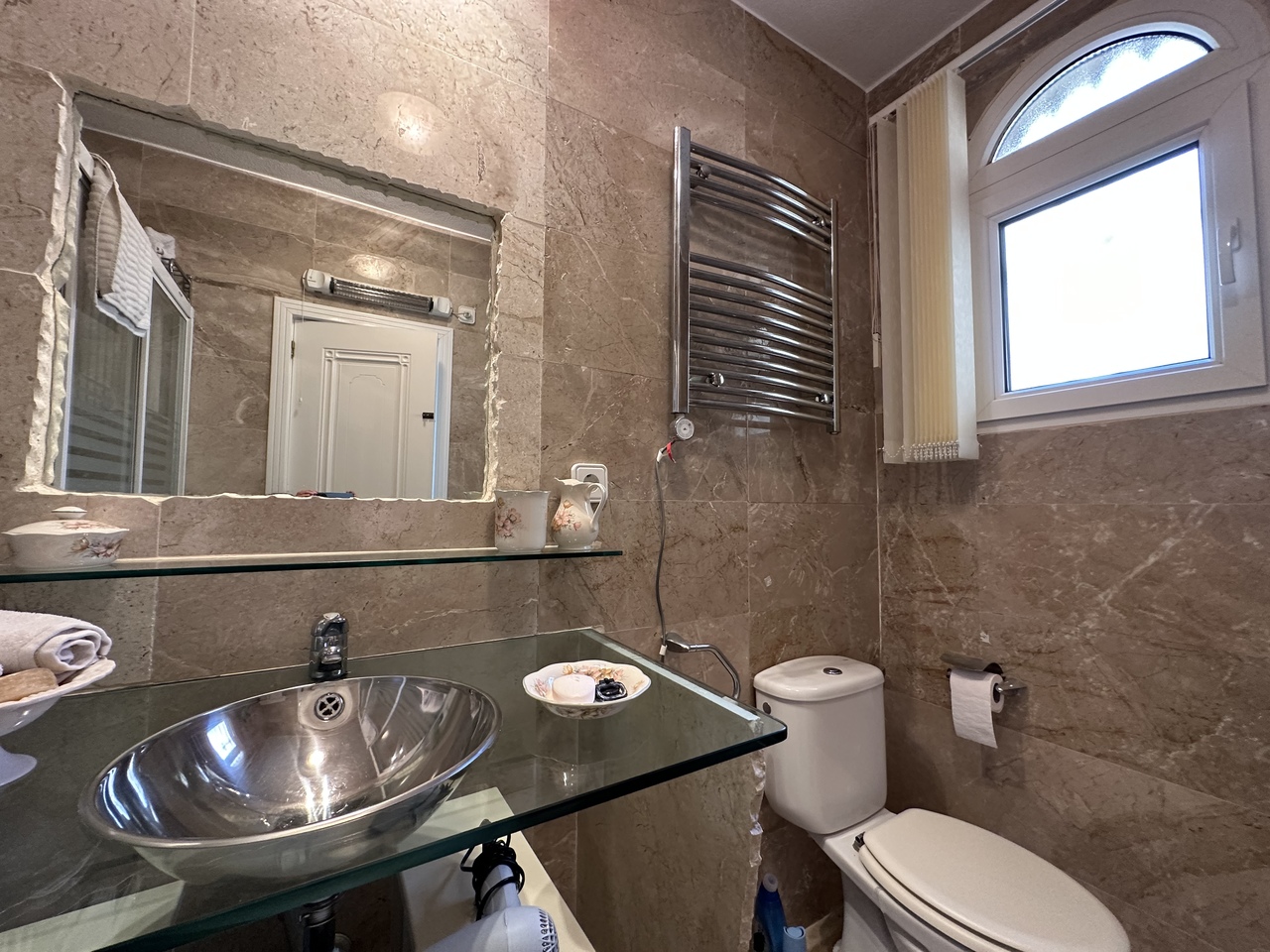 79230EC6-3B9B-4860-9DF6-4613A5022A01_xlarge Villa in Villamartin, Alicante